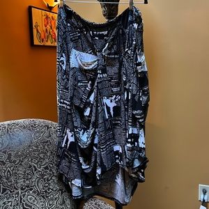 Plus Womans IC By Connie Newspaper Skirt. Sz.3X.  From a nonsmoking home.